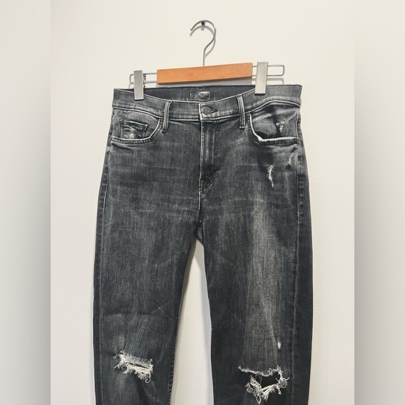 MOTHER The Dropout High Rise Distressed Straight Leg Boyfriend Black Jeans 26 - Picture 4 of 9